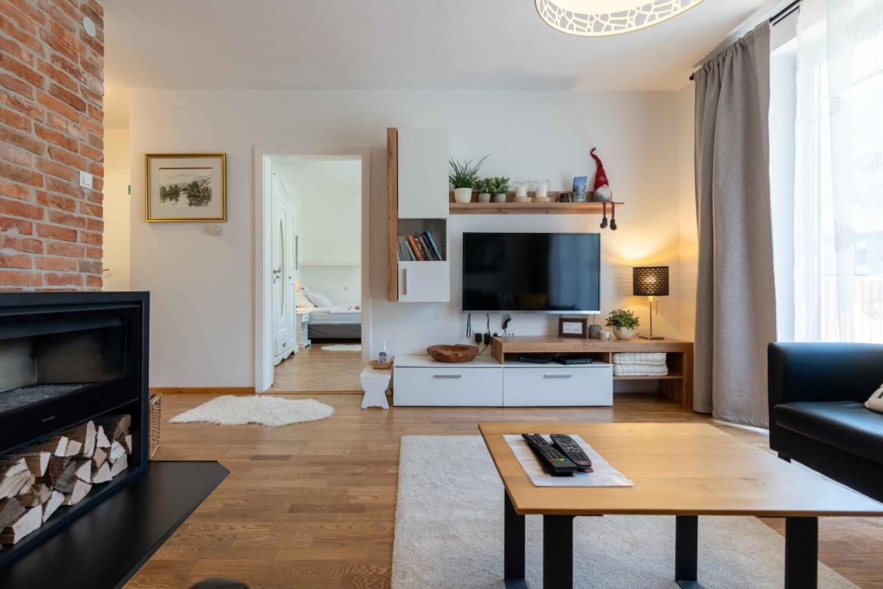 Apartma Pecek Kranjska Gora Luaran gambar