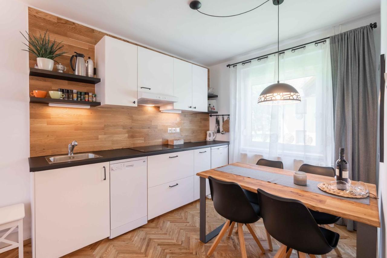 Apartma Pecek Kranjska Gora Luaran gambar